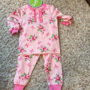 Classic Whimsy 2 piece pj set size 12M